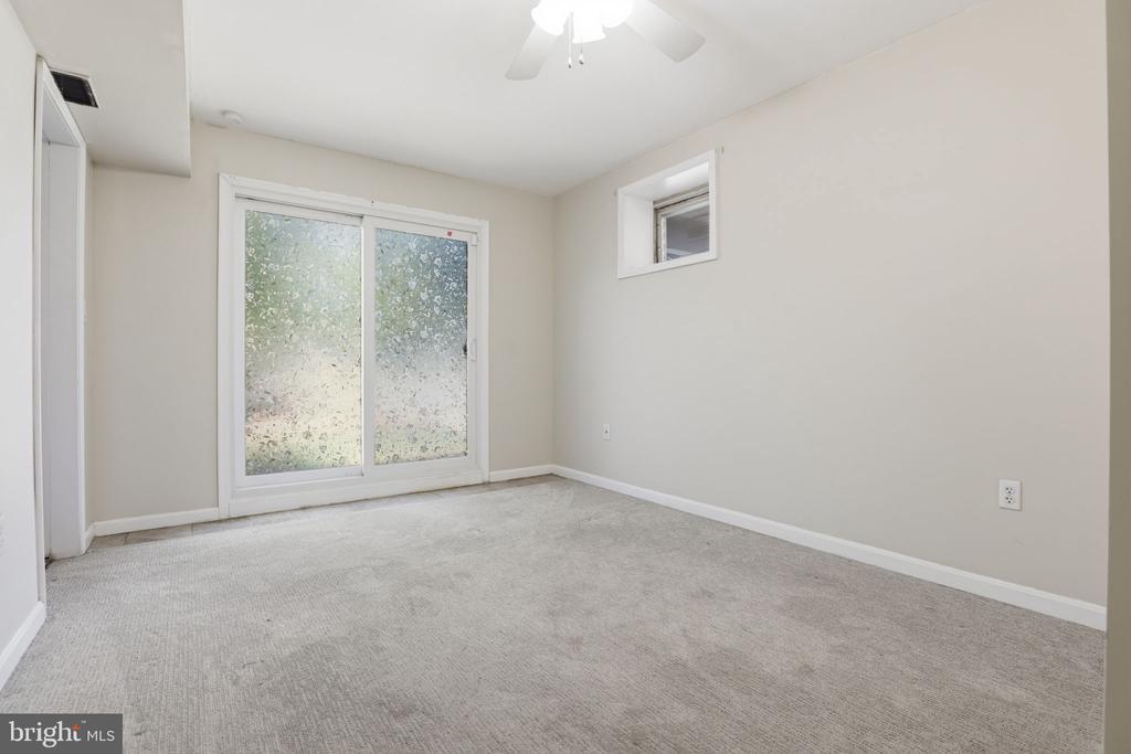 5912 WATSON LN, FREDERICKSBURG, Virginia 22407, 4 Bedrooms Bedrooms, ,2 BathroomsBathrooms,Residential,5912 WATSON LN,VASP2041158 MLS # VASP2041158
