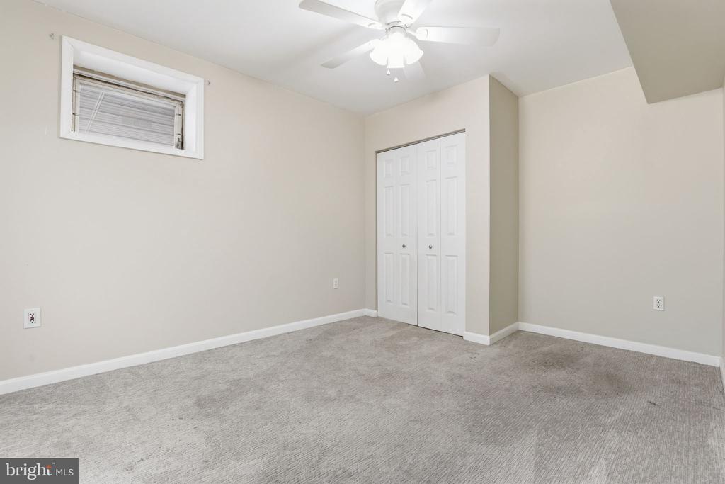 5912 WATSON LN, FREDERICKSBURG, Virginia 22407, 4 Bedrooms Bedrooms, ,2 BathroomsBathrooms,Residential,5912 WATSON LN,VASP2041158 MLS # VASP2041158