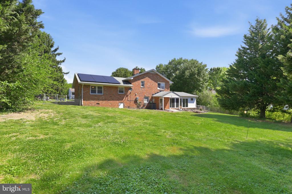 5912 WATSON LN, FREDERICKSBURG, Virginia 22407, 4 Bedrooms Bedrooms, ,2 BathroomsBathrooms,Residential,5912 WATSON LN,VASP2041158 MLS # VASP2041158