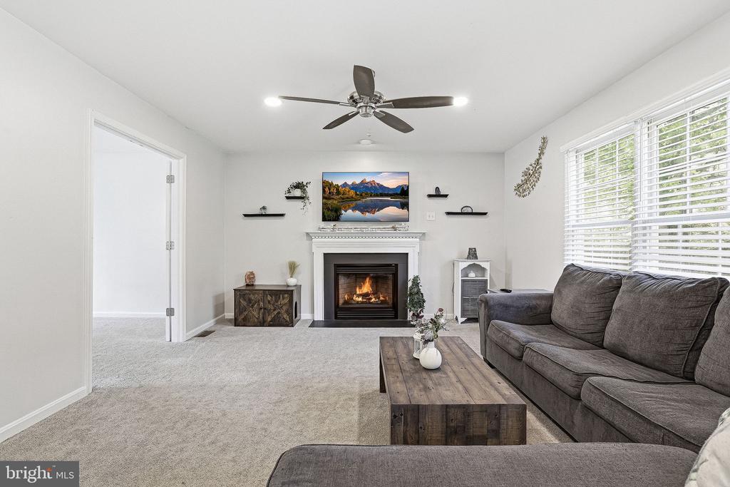 5803 S CEDAR RIDGE LN, FREDERICKSBURG, Virginia 22407, 4 Bedrooms Bedrooms, ,2 BathroomsBathrooms,Residential,5803 S CEDAR RIDGE LN,VASP2041034 MLS # VASP2041034