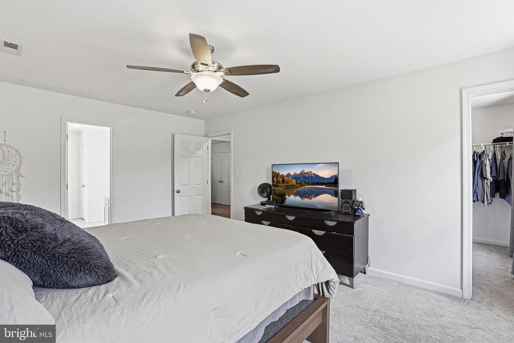 5803 S CEDAR RIDGE LN, FREDERICKSBURG, Virginia 22407, 4 Bedrooms Bedrooms, ,2 BathroomsBathrooms,Residential,5803 S CEDAR RIDGE LN,VASP2041034 MLS # VASP2041034