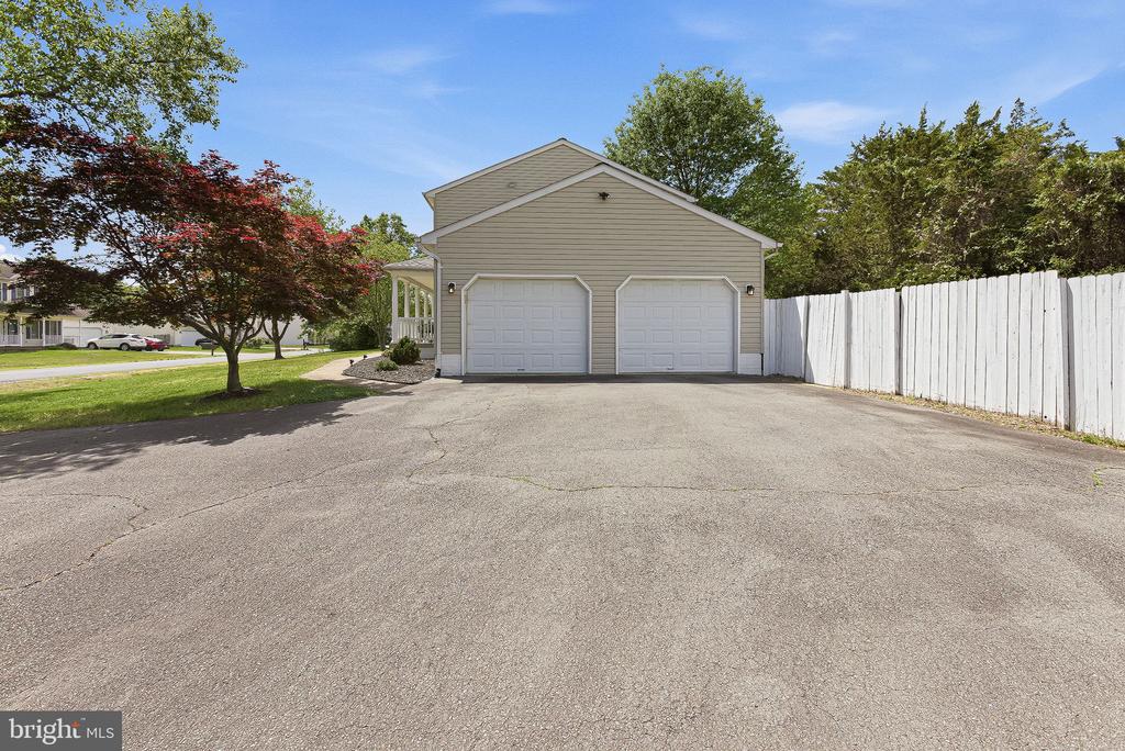 5803 S CEDAR RIDGE LN, FREDERICKSBURG, Virginia 22407, 4 Bedrooms Bedrooms, ,2 BathroomsBathrooms,Residential,5803 S CEDAR RIDGE LN,VASP2041034 MLS # VASP2041034