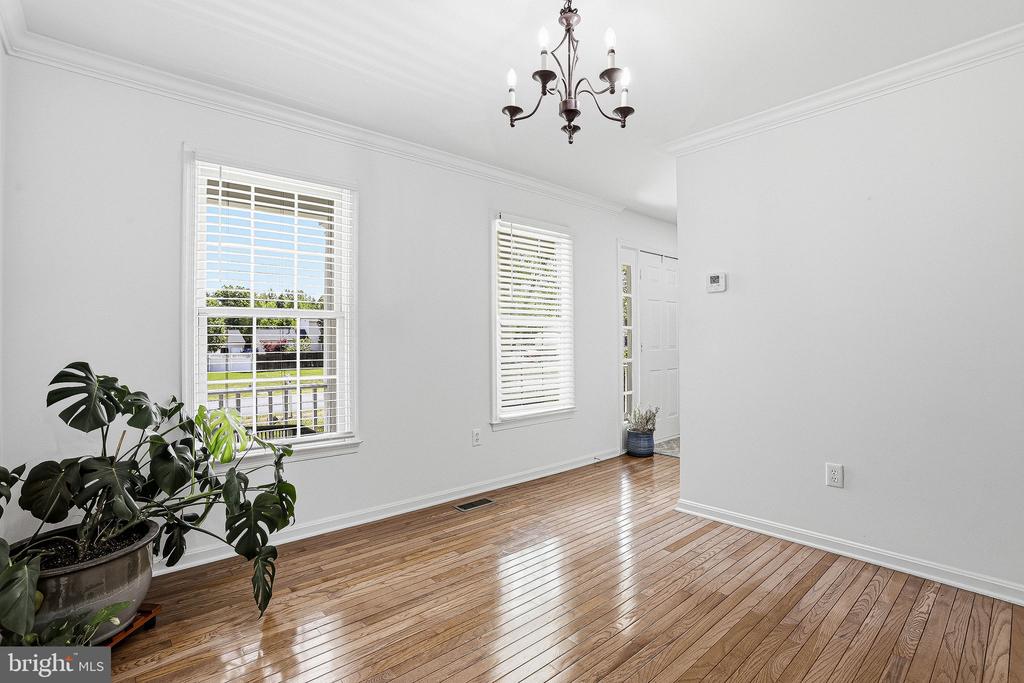5803 S CEDAR RIDGE LN, FREDERICKSBURG, Virginia 22407, 4 Bedrooms Bedrooms, ,2 BathroomsBathrooms,Residential,5803 S CEDAR RIDGE LN,VASP2041034 MLS # VASP2041034