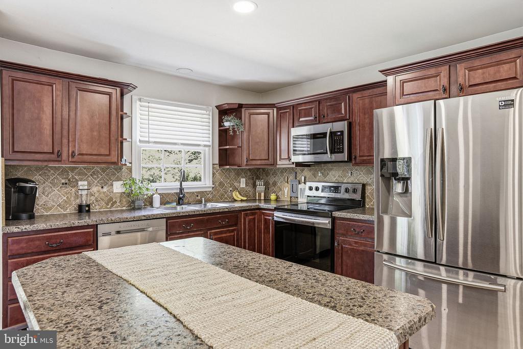 5803 S CEDAR RIDGE LN, FREDERICKSBURG, Virginia 22407, 4 Bedrooms Bedrooms, ,2 BathroomsBathrooms,Residential,5803 S CEDAR RIDGE LN,VASP2041034 MLS # VASP2041034