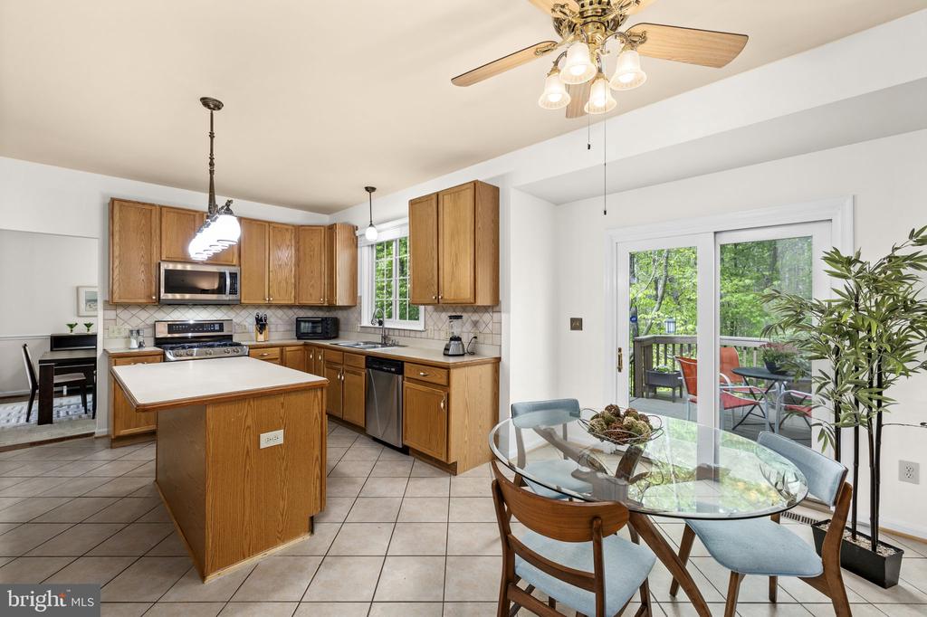 13004 CRESTED CT, FREDERICKSBURG, Virginia 22408, 4 Bedrooms Bedrooms, ,2 BathroomsBathrooms,Residential,13004 CRESTED CT,VASP2040126 MLS # VASP2040126