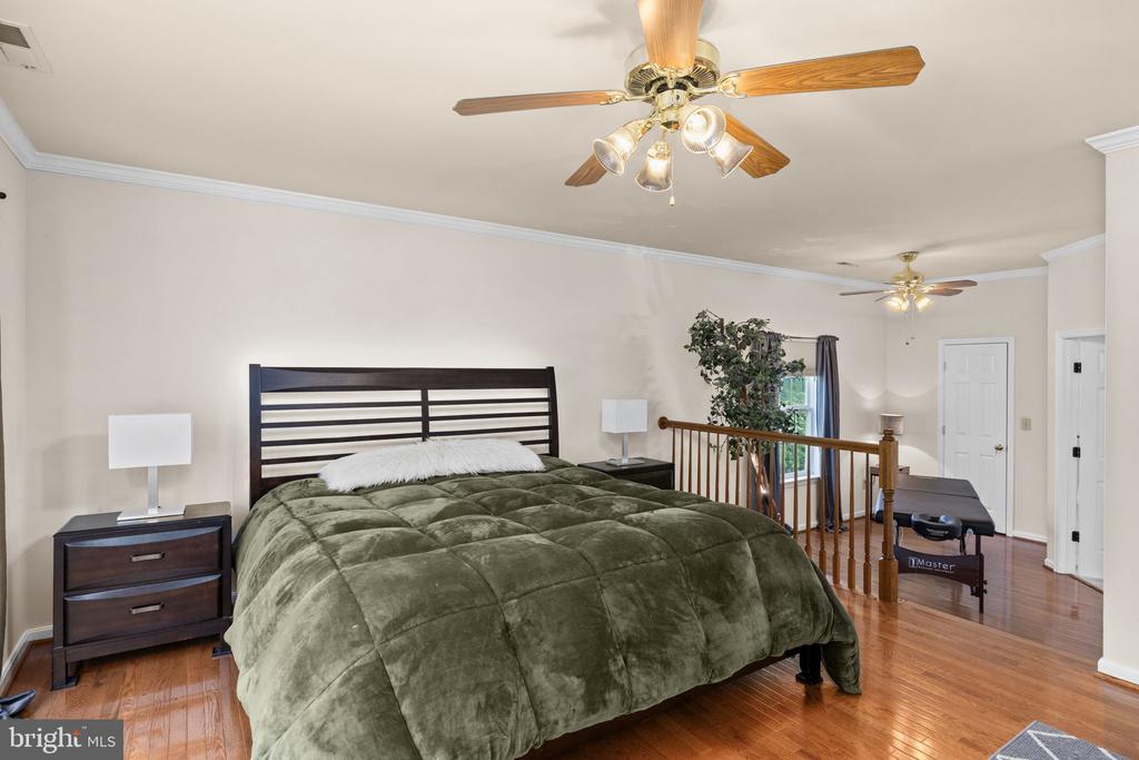 13004 CRESTED CT, FREDERICKSBURG, Virginia 22408, 4 Bedrooms Bedrooms, ,2 BathroomsBathrooms,Residential,13004 CRESTED CT,VASP2040126 MLS # VASP2040126