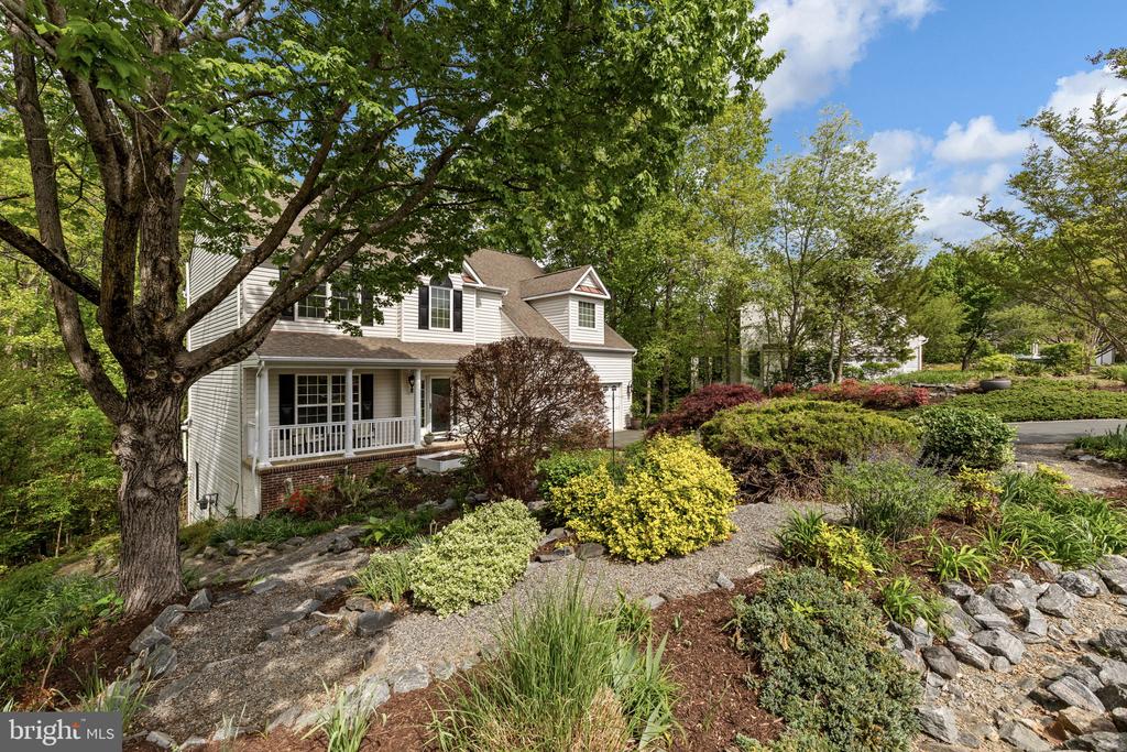 13004 CRESTED CT, FREDERICKSBURG, Virginia 22408, 4 Bedrooms Bedrooms, ,2 BathroomsBathrooms,Residential,13004 CRESTED CT,VASP2040126 MLS # VASP2040126