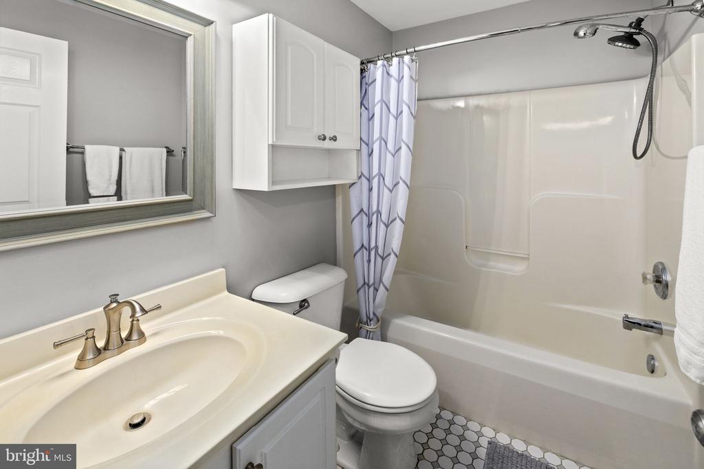 13004 CRESTED CT, FREDERICKSBURG, Virginia 22408, 4 Bedrooms Bedrooms, ,2 BathroomsBathrooms,Residential,13004 CRESTED CT,VASP2040126 MLS # VASP2040126