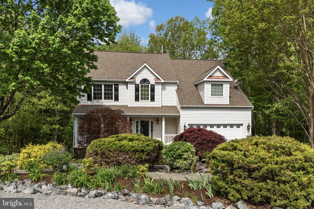 13004 CRESTED CT, FREDERICKSBURG, Virginia 22408, 4 Bedrooms Bedrooms, ,2 BathroomsBathrooms,Residential,13004 CRESTED CT,VASP2040126 MLS # VASP2040126