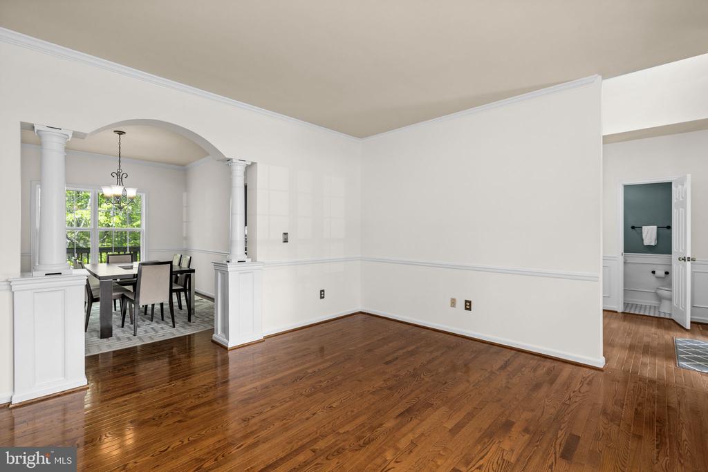 13004 CRESTED CT, FREDERICKSBURG, Virginia 22408, 4 Bedrooms Bedrooms, ,2 BathroomsBathrooms,Residential,13004 CRESTED CT,VASP2040126 MLS # VASP2040126