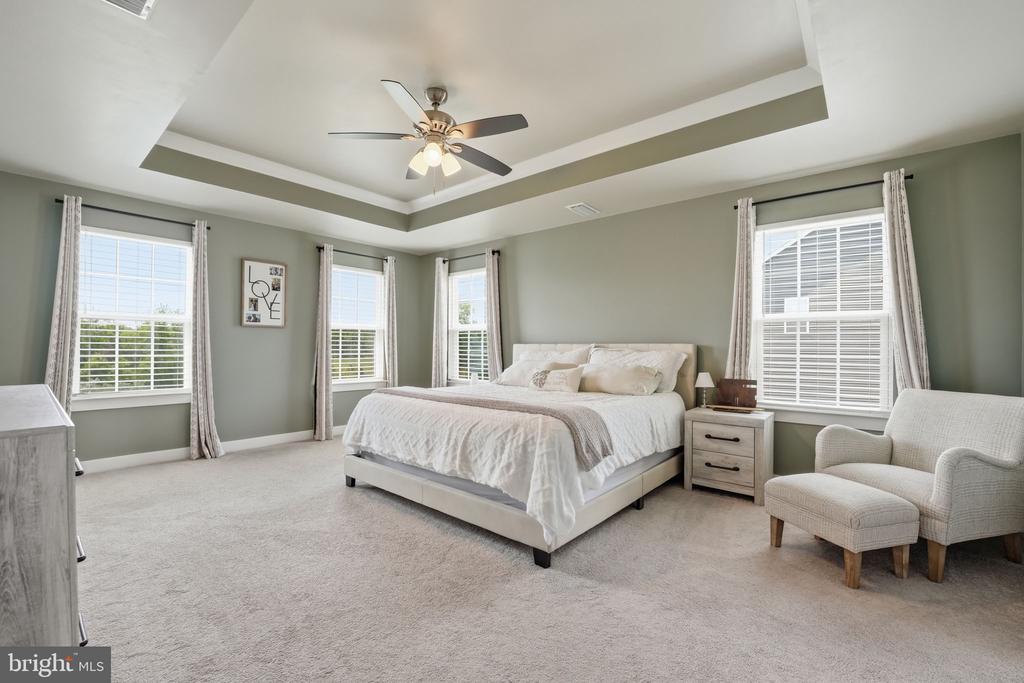 7891 SPOTTED SADDLE CT, WARRENTON, Virginia 20187, 5 Bedrooms Bedrooms, ,3 BathroomsBathrooms,Residential,7891 SPOTTED SADDLE CT,VAFQ2021754 MLS # VAFQ2021754