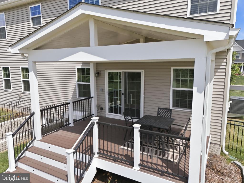 7891 SPOTTED SADDLE CT, WARRENTON, Virginia 20187, 5 Bedrooms Bedrooms, ,3 BathroomsBathrooms,Residential,7891 SPOTTED SADDLE CT,VAFQ2021754 MLS # VAFQ2021754