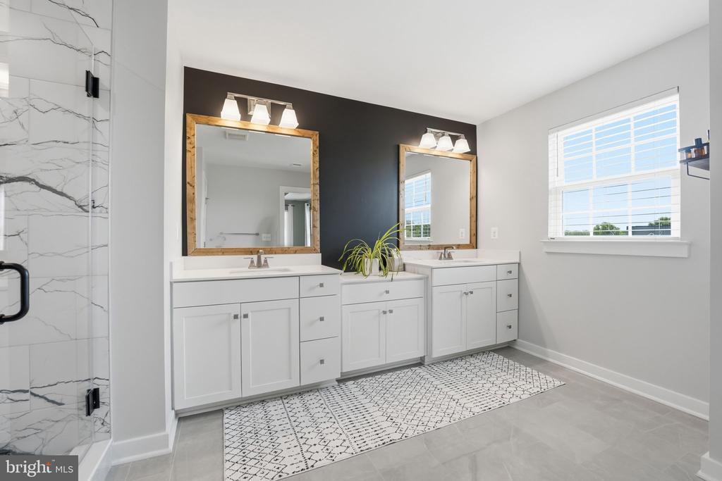7891 SPOTTED SADDLE CT, WARRENTON, Virginia 20187, 5 Bedrooms Bedrooms, ,3 BathroomsBathrooms,Residential,7891 SPOTTED SADDLE CT,VAFQ2021754 MLS # VAFQ2021754