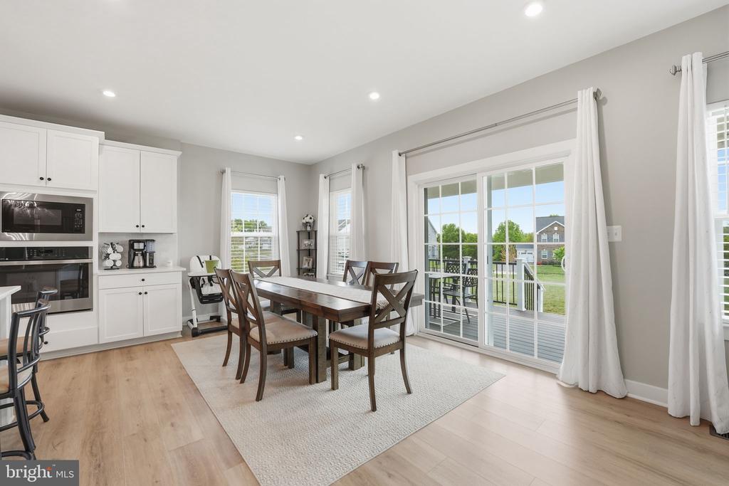 7891 SPOTTED SADDLE CT, WARRENTON, Virginia 20187, 5 Bedrooms Bedrooms, ,3 BathroomsBathrooms,Residential,7891 SPOTTED SADDLE CT,VAFQ2021754 MLS # VAFQ2021754