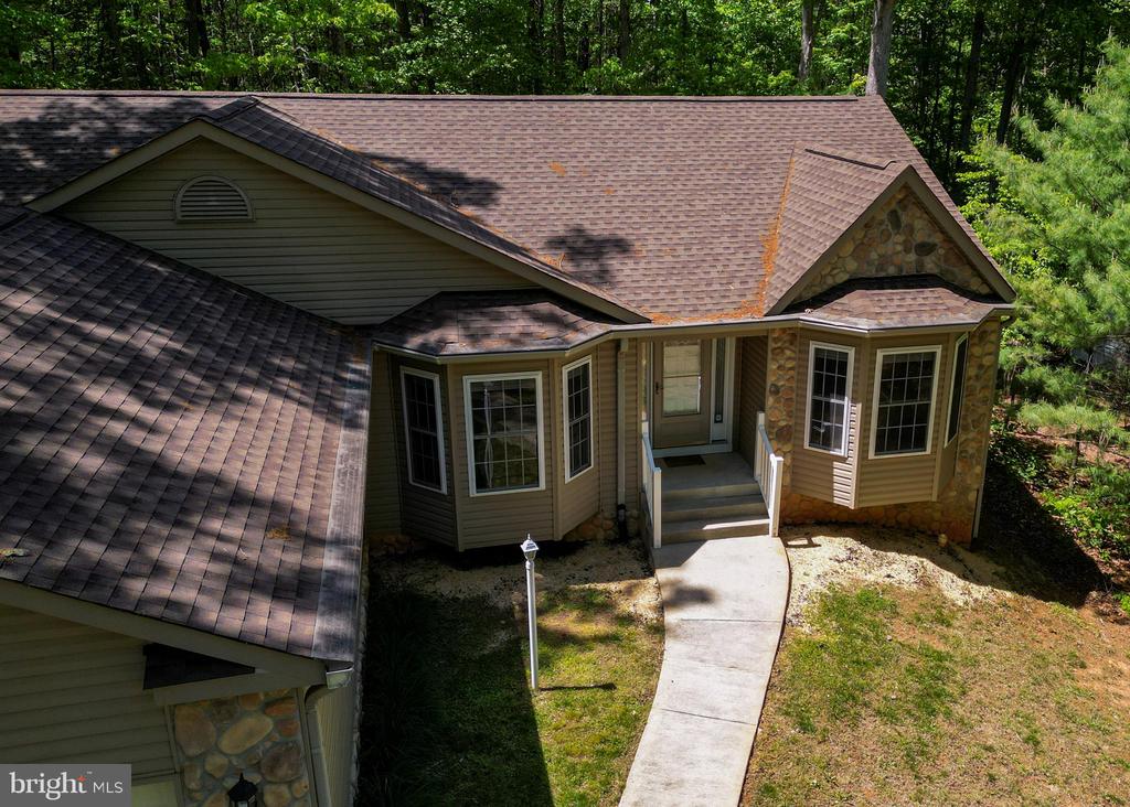 115 HARRIS CT, LOCUST GROVE, Virginia 22508, 3 Bedrooms Bedrooms, ,2 BathroomsBathrooms,Residential,115 HARRIS CT,VAOR2014008 MLS # VAOR2014008