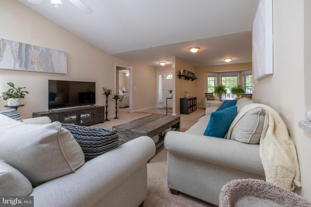115 HARRIS CT, LOCUST GROVE, Virginia 22508, 3 Bedrooms Bedrooms, ,2 BathroomsBathrooms,Residential,115 HARRIS CT,VAOR2014008 MLS # VAOR2014008