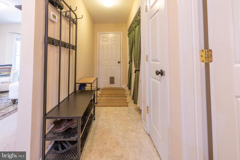 115 HARRIS CT, LOCUST GROVE, Virginia 22508, 3 Bedrooms Bedrooms, ,2 BathroomsBathrooms,Residential,115 HARRIS CT,VAOR2014008 MLS # VAOR2014008