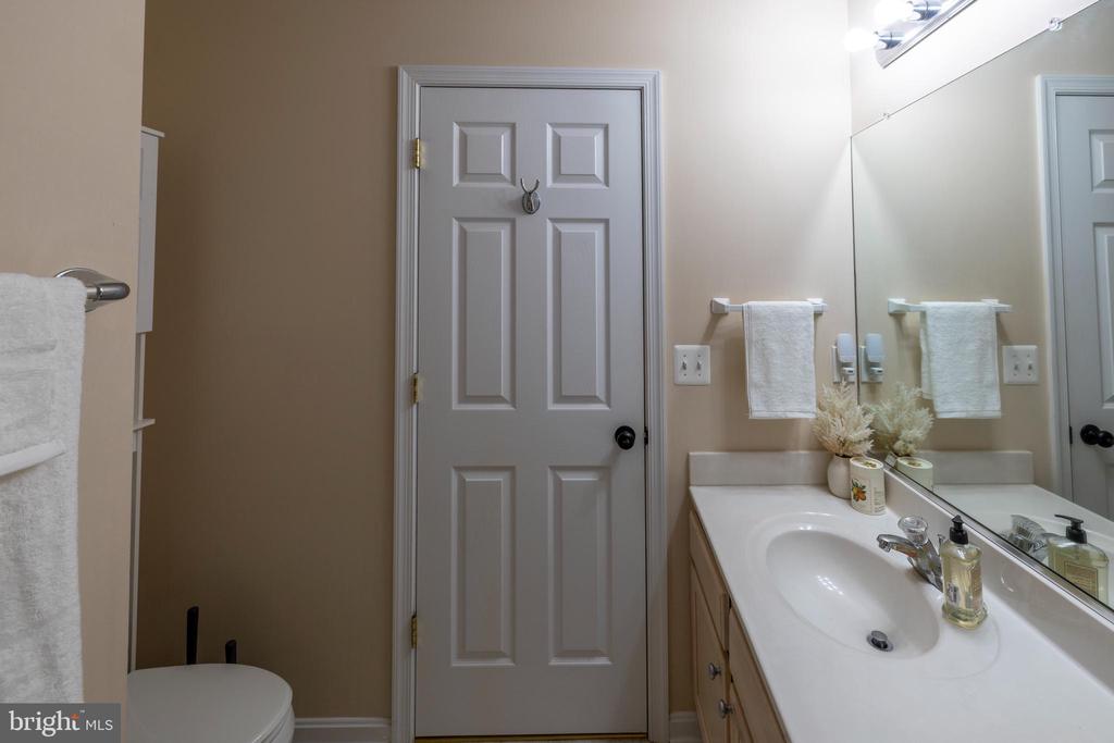 115 HARRIS CT, LOCUST GROVE, Virginia 22508, 3 Bedrooms Bedrooms, ,2 BathroomsBathrooms,Residential,115 HARRIS CT,VAOR2014008 MLS # VAOR2014008