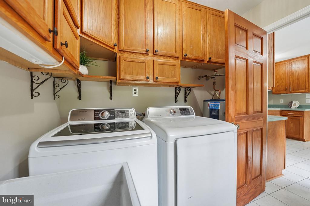 4357 MAGNOLIA LN, CATLETT, Virginia 20119, 3 Bedrooms Bedrooms, ,2 BathroomsBathrooms,Residential,4357 MAGNOLIA LN,VAFQ2021810 MLS # VAFQ2021810