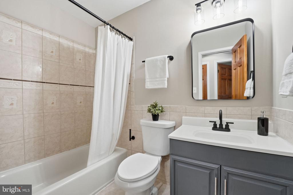 4357 MAGNOLIA LN, CATLETT, Virginia 20119, 3 Bedrooms Bedrooms, ,2 BathroomsBathrooms,Residential,4357 MAGNOLIA LN,VAFQ2021810 MLS # VAFQ2021810