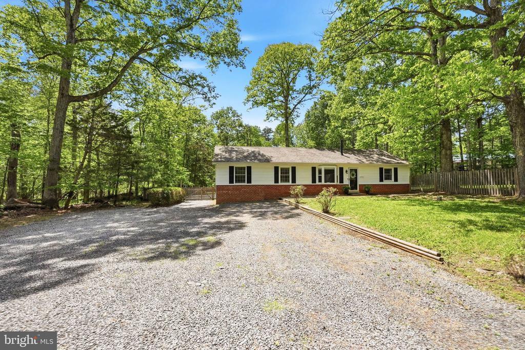 4357 MAGNOLIA LN, CATLETT, Virginia 20119, 3 Bedrooms Bedrooms, ,2 BathroomsBathrooms,Residential,4357 MAGNOLIA LN,VAFQ2021810 MLS # VAFQ2021810