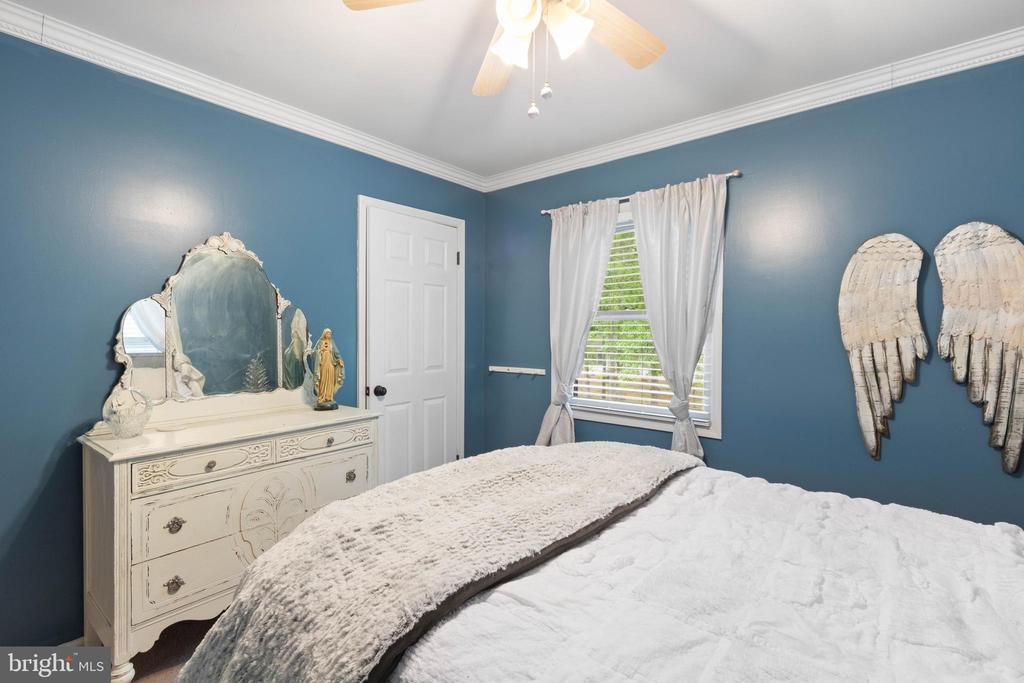 210 LIMESTONE LN, LOCUST GROVE, Virginia 22508, 5 Bedrooms Bedrooms, ,2 BathroomsBathrooms,Residential,210 LIMESTONE LN,VAOR2014010 MLS # VAOR2014010