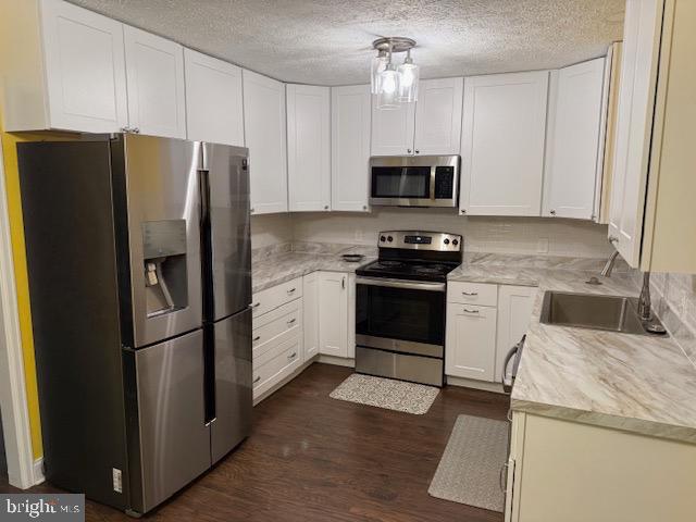 7 BERKSHIRE LN, SPOTSYLVANIA, Virginia 22551, 4 Bedrooms Bedrooms, ,2 BathroomsBathrooms,Residential,7 BERKSHIRE LN,VASP2041466 MLS # VASP2041466