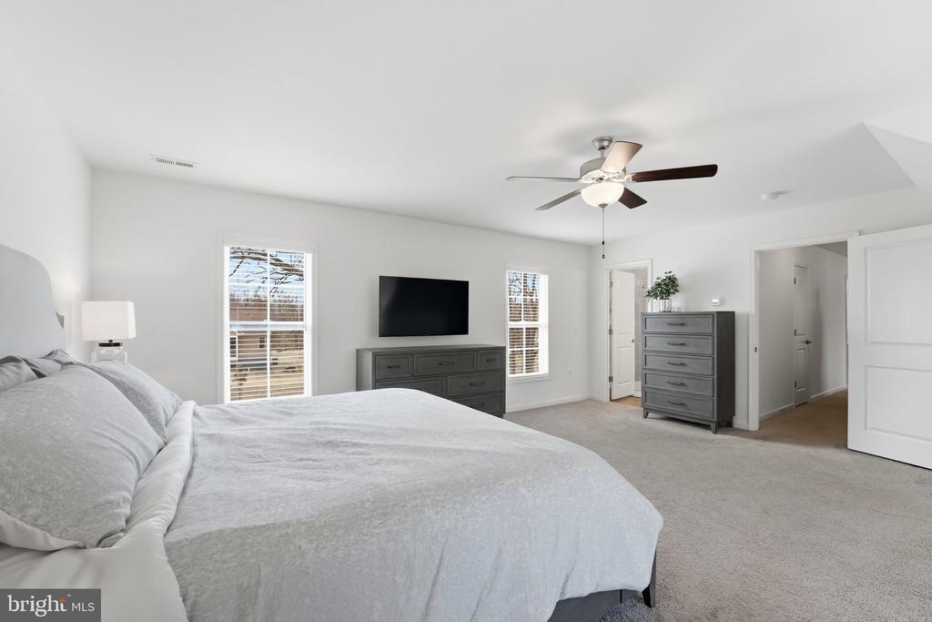 9372 BLACKBIRD LOOP, CULPEPER, Virginia 22701, 4 Bedrooms Bedrooms, ,2 BathroomsBathrooms,Residential,9372 BLACKBIRD LOOP,VACU2013516 MLS # VACU2013516