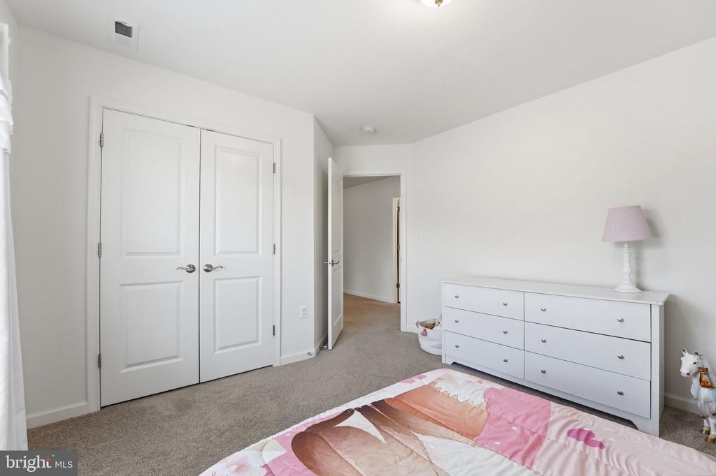9372 BLACKBIRD LOOP, CULPEPER, Virginia 22701, 4 Bedrooms Bedrooms, ,2 BathroomsBathrooms,Residential,9372 BLACKBIRD LOOP,VACU2013516 MLS # VACU2013516
