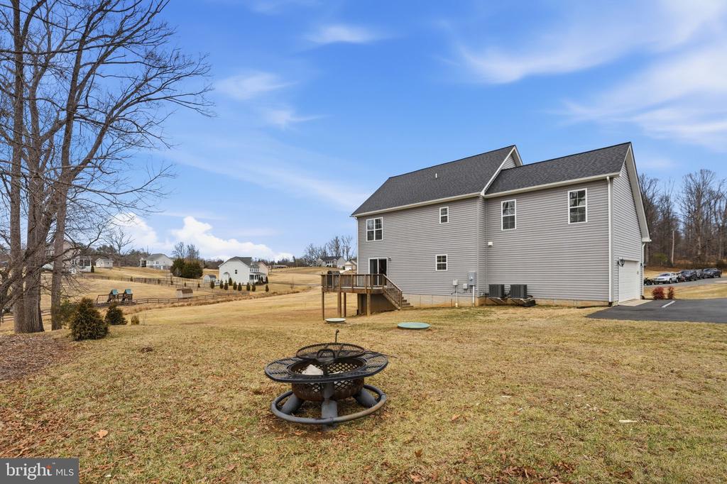 9372 BLACKBIRD LOOP, CULPEPER, Virginia 22701, 4 Bedrooms Bedrooms, ,2 BathroomsBathrooms,Residential,9372 BLACKBIRD LOOP,VACU2013516 MLS # VACU2013516