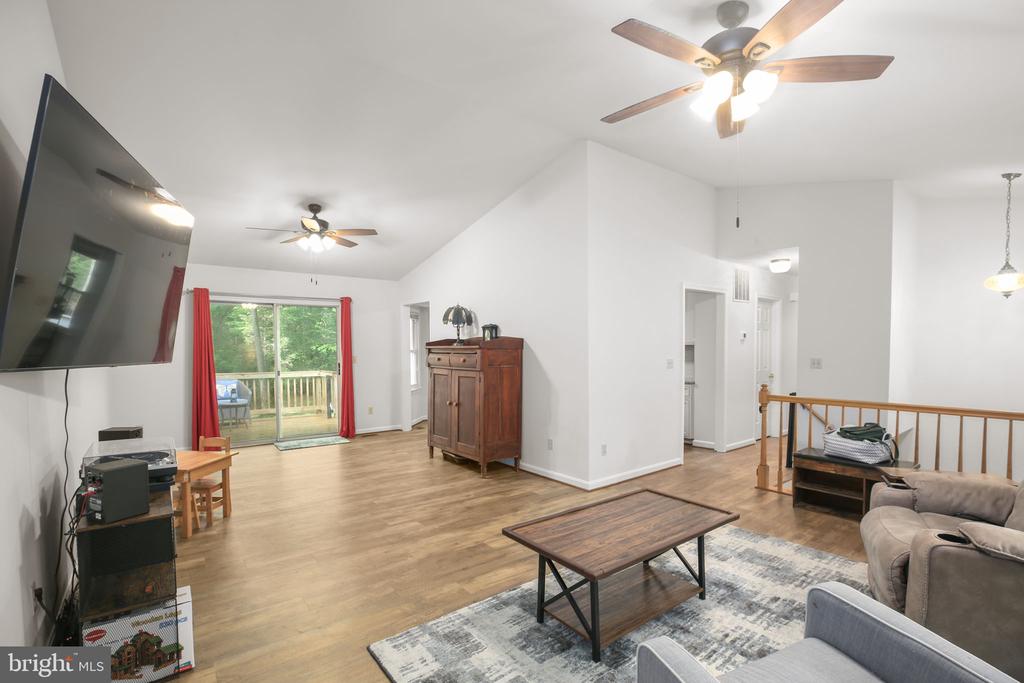 132 JEFFERSON AVE, LOCUST GROVE, Virginia 22508, 3 Bedrooms Bedrooms, ,2 BathroomsBathrooms,Residential,132 JEFFERSON AVE,VAOR2014036 MLS # VAOR2014036