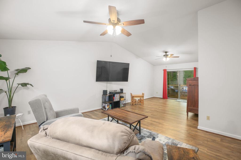 132 JEFFERSON AVE, LOCUST GROVE, Virginia 22508, 3 Bedrooms Bedrooms, ,2 BathroomsBathrooms,Residential,132 JEFFERSON AVE,VAOR2014036 MLS # VAOR2014036