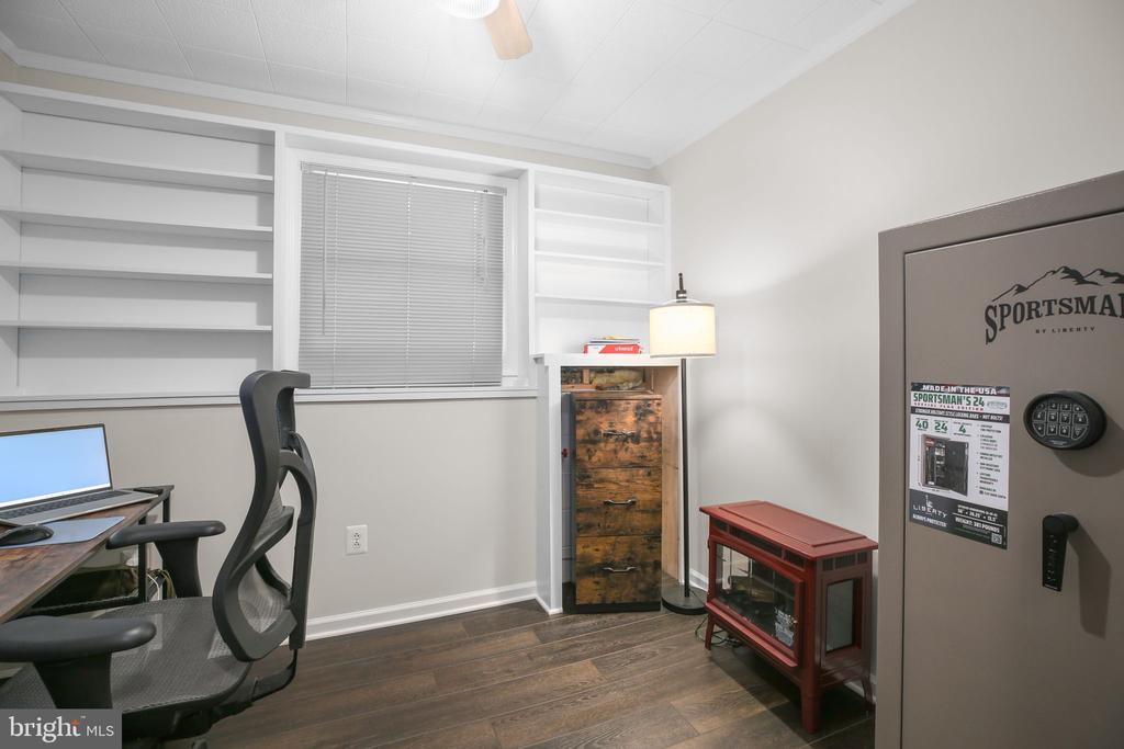 132 JEFFERSON AVE, LOCUST GROVE, Virginia 22508, 3 Bedrooms Bedrooms, ,2 BathroomsBathrooms,Residential,132 JEFFERSON AVE,VAOR2014036 MLS # VAOR2014036