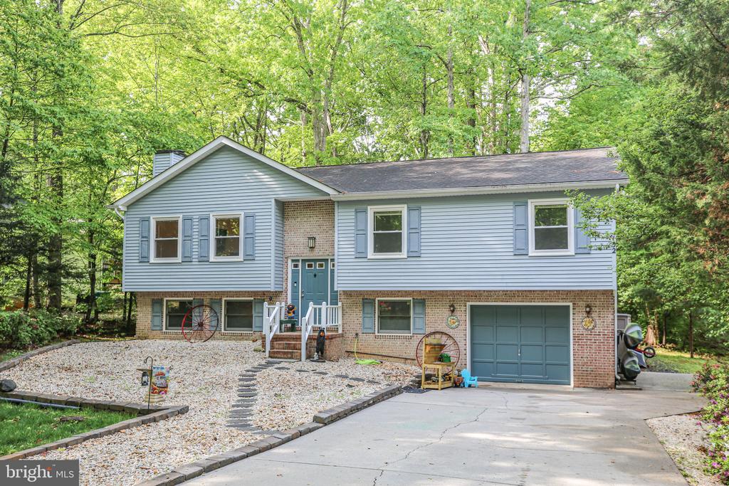 132 JEFFERSON AVE, LOCUST GROVE, Virginia 22508, 3 Bedrooms Bedrooms, ,2 BathroomsBathrooms,Residential,132 JEFFERSON AVE,VAOR2014036 MLS # VAOR2014036