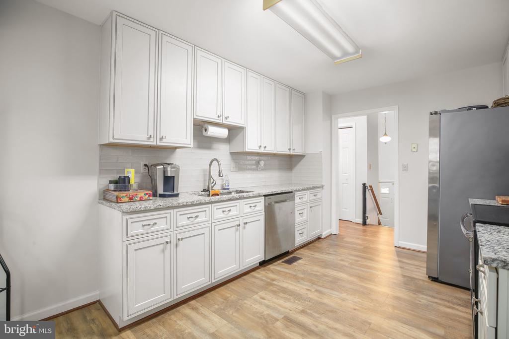 132 JEFFERSON AVE, LOCUST GROVE, Virginia 22508, 3 Bedrooms Bedrooms, ,2 BathroomsBathrooms,Residential,132 JEFFERSON AVE,VAOR2014036 MLS # VAOR2014036