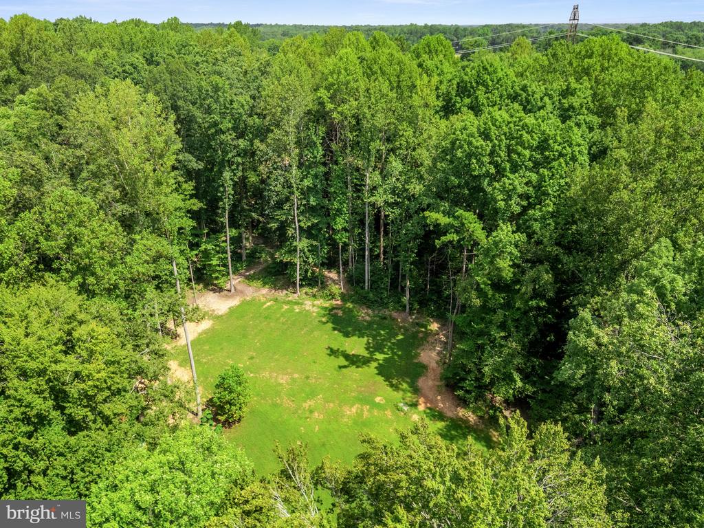 3937 BREAKNOCK RD, BUMPASS, Virginia 23024, 3 Bedrooms Bedrooms, ,2 BathroomsBathrooms,Residential,3937 BREAKNOCK RD,VASP2041532 MLS # VASP2041532