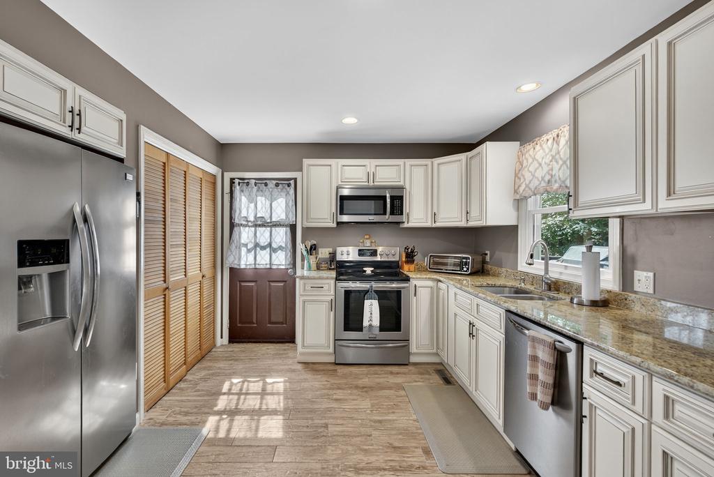 3937 BREAKNOCK RD, BUMPASS, Virginia 23024, 3 Bedrooms Bedrooms, ,2 BathroomsBathrooms,Residential,3937 BREAKNOCK RD,VASP2041532 MLS # VASP2041532