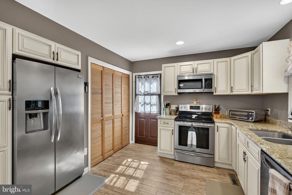 3937 BREAKNOCK RD, BUMPASS, Virginia 23024, 3 Bedrooms Bedrooms, ,2 BathroomsBathrooms,Residential,3937 BREAKNOCK RD,VASP2041532 MLS # VASP2041532