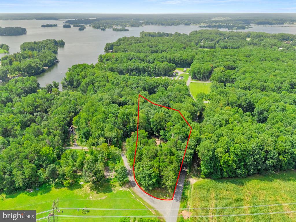 3937 BREAKNOCK RD, BUMPASS, Virginia 23024, 3 Bedrooms Bedrooms, ,2 BathroomsBathrooms,Residential,3937 BREAKNOCK RD,VASP2041532 MLS # VASP2041532
