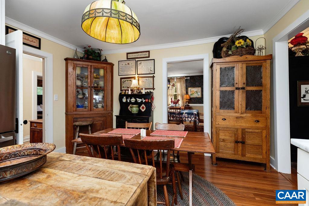 325 OLD ROSELAND RD, ROSELAND, Virginia 22967, 5 Bedrooms Bedrooms, ,3 BathroomsBathrooms,Residential,Possum Trot,325 OLD ROSELAND RD,670821 MLS # 670821