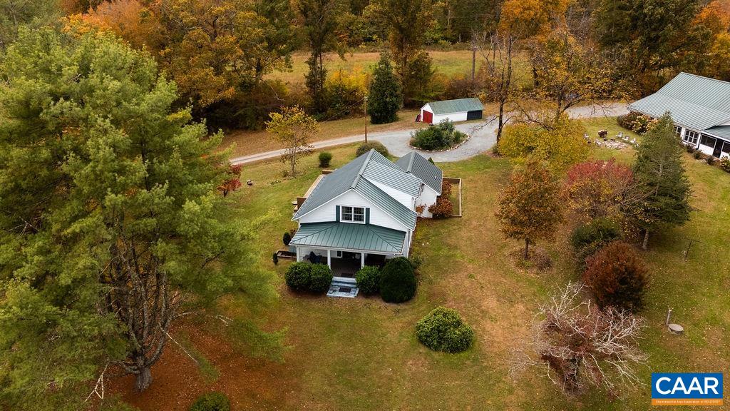 325 OLD ROSELAND RD, ROSELAND, Virginia 22967, 5 Bedrooms Bedrooms, ,3 BathroomsBathrooms,Residential,Possum Trot,325 OLD ROSELAND RD,670821 MLS # 670821