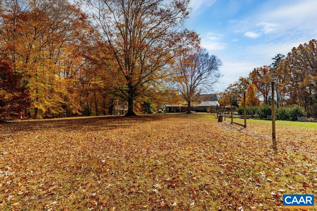 325 OLD ROSELAND RD, ROSELAND, Virginia 22967, 5 Bedrooms Bedrooms, ,3 BathroomsBathrooms,Residential,Possum Trot,325 OLD ROSELAND RD,670821 MLS # 670821