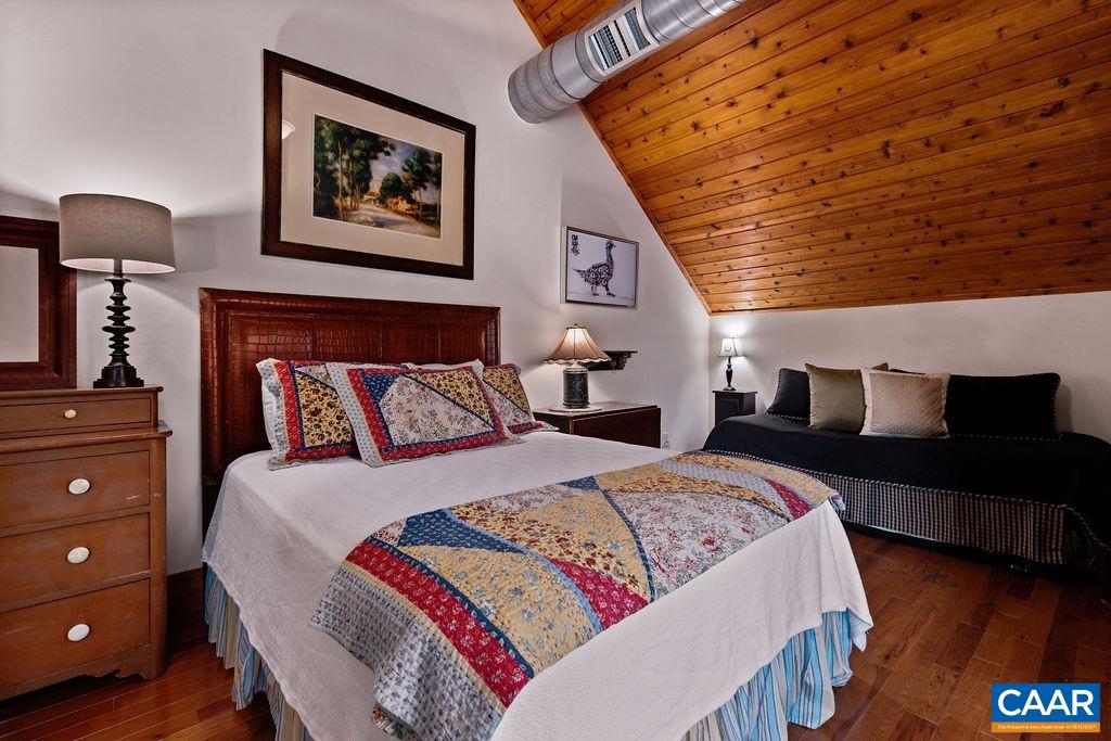 325 OLD ROSELAND RD, ROSELAND, Virginia 22967, 5 Bedrooms Bedrooms, ,3 BathroomsBathrooms,Residential,Possum Trot,325 OLD ROSELAND RD,670821 MLS # 670821