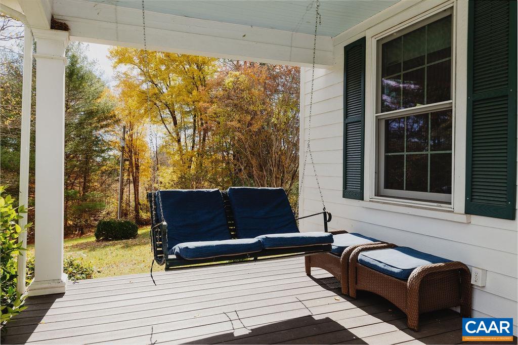 325 OLD ROSELAND RD, ROSELAND, Virginia 22967, 5 Bedrooms Bedrooms, ,3 BathroomsBathrooms,Residential,Possum Trot,325 OLD ROSELAND RD,670821 MLS # 670821