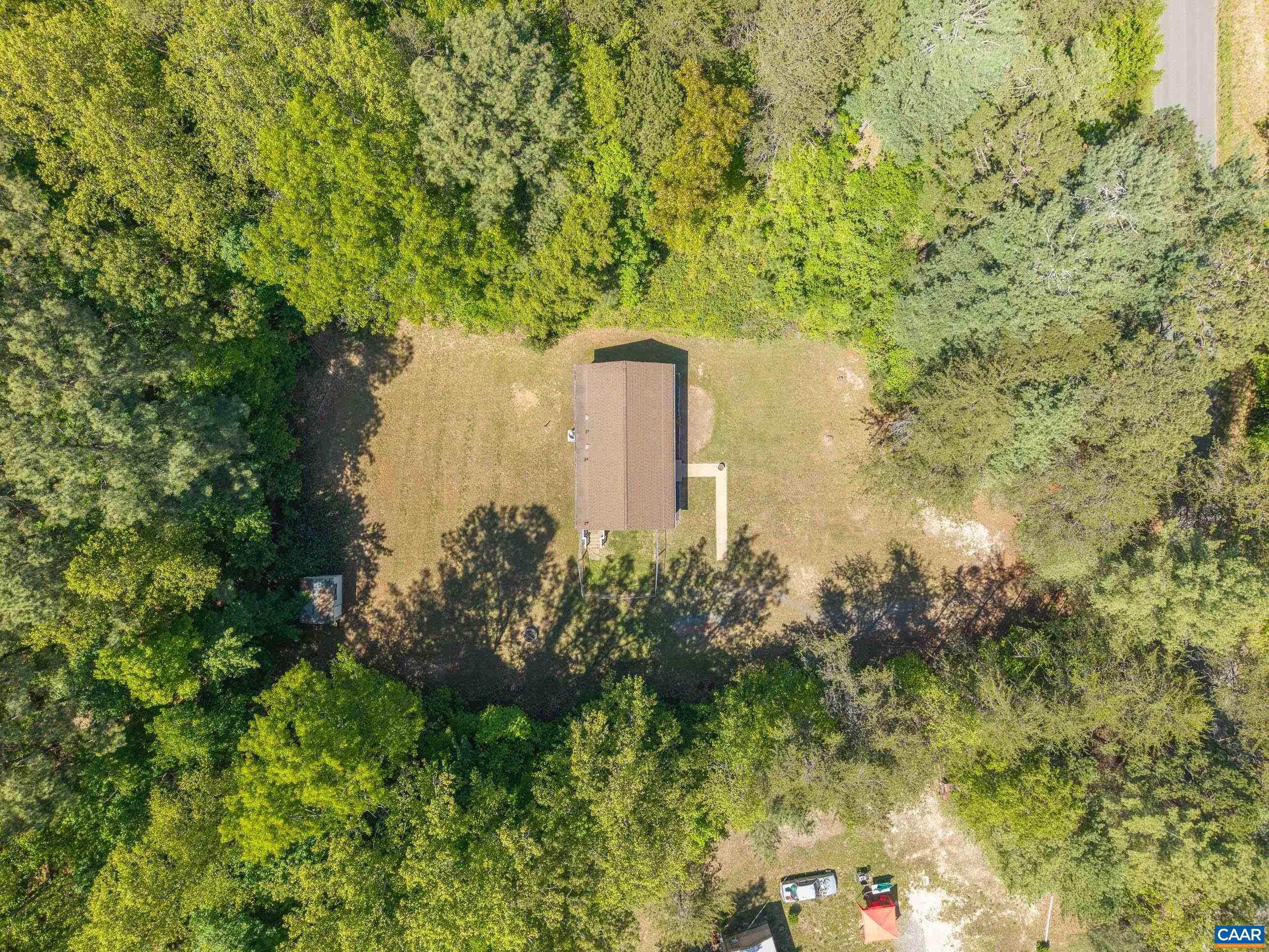 82 DAVIS LN, FORK UNION, Virginia 23055, 3 Bedrooms Bedrooms, ,1 BathroomBathrooms,Residential,82 DAVIS LN,676572 MLS # 676572