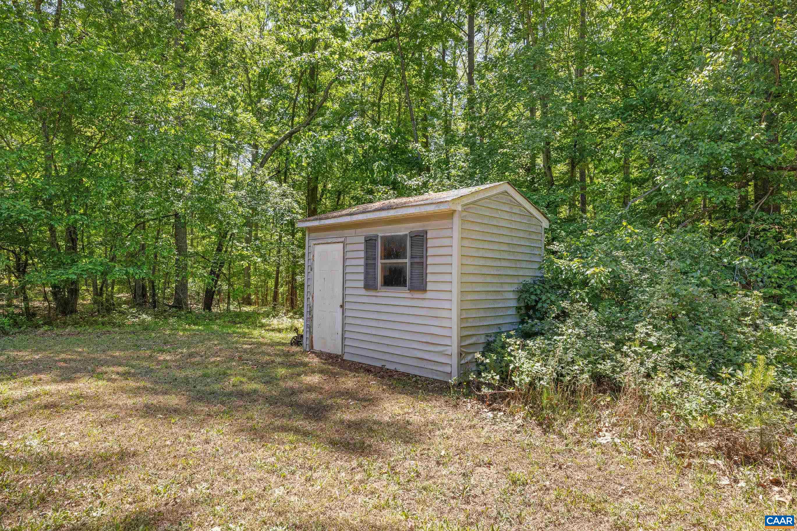 82 DAVIS LN, FORK UNION, Virginia 23055, 3 Bedrooms Bedrooms, ,1 BathroomBathrooms,Residential,82 DAVIS LN,676572 MLS # 676572