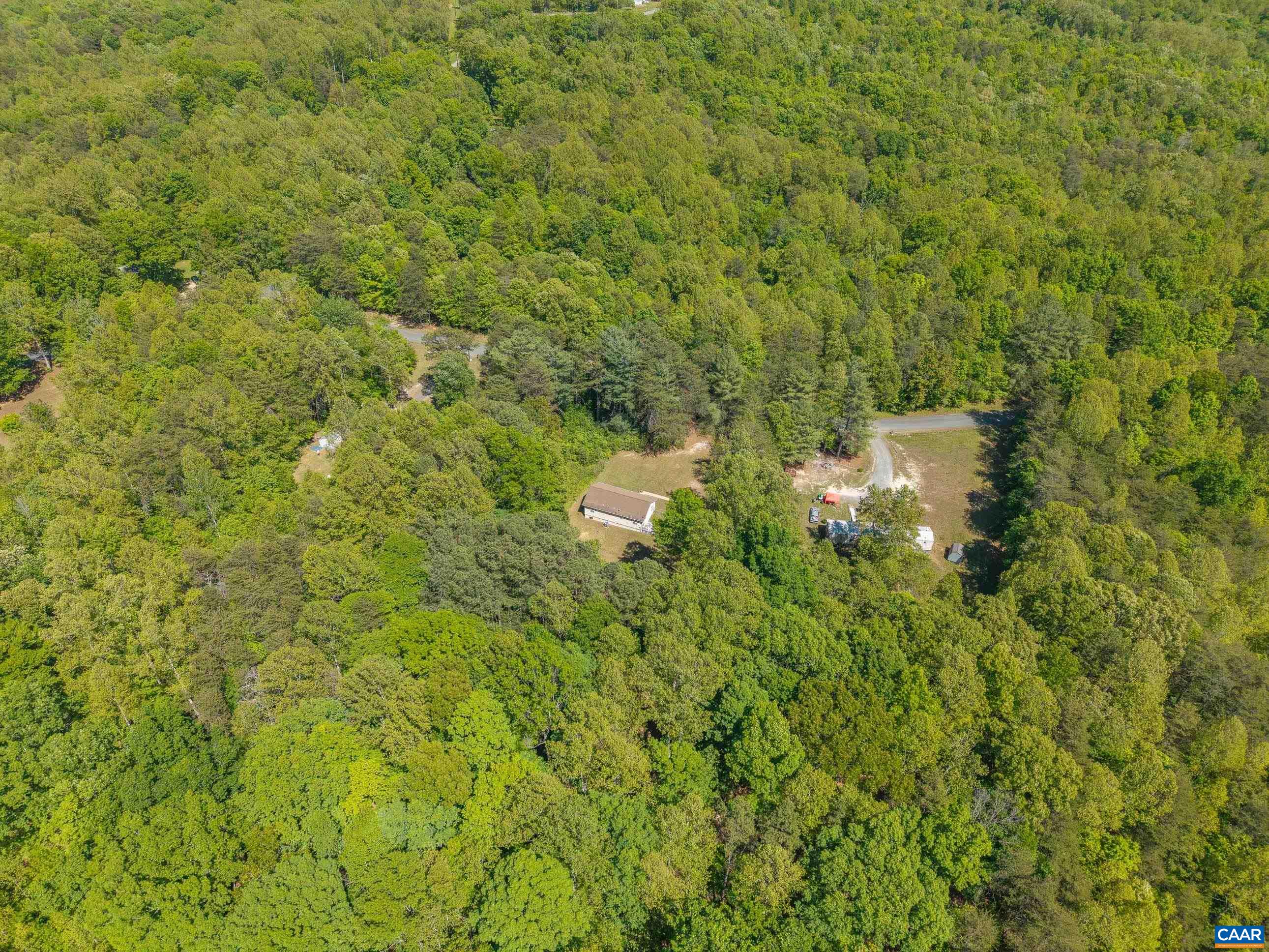 82 DAVIS LN, FORK UNION, Virginia 23055, 3 Bedrooms Bedrooms, ,1 BathroomBathrooms,Residential,82 DAVIS LN,676572 MLS # 676572