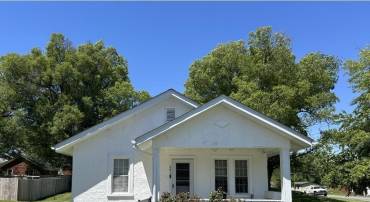 681 SHERWOOD AVE, WAYNESBORO, Virginia 22980, 2 Bedrooms Bedrooms, ,1 BathroomBathrooms,Residential,681 SHERWOOD AVE,676634 MLS # 676634