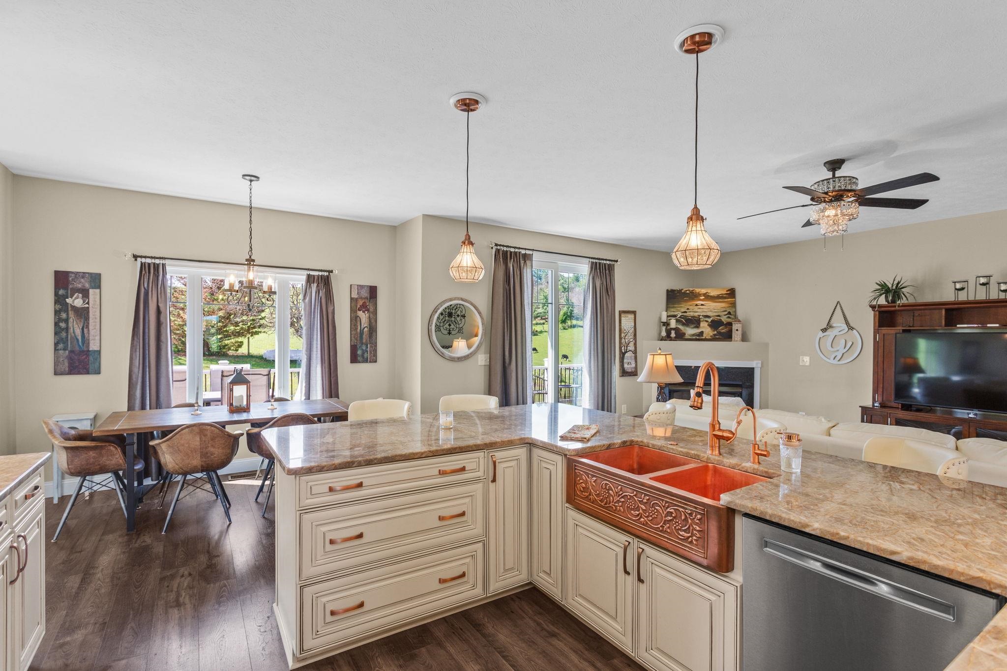 10005 BONNY BRAE LN, BROADWAY, Virginia 22815, 4 Bedrooms Bedrooms, ,3 BathroomsBathrooms,Residential,10005 BONNY BRAE LN,676638 MLS # 676638