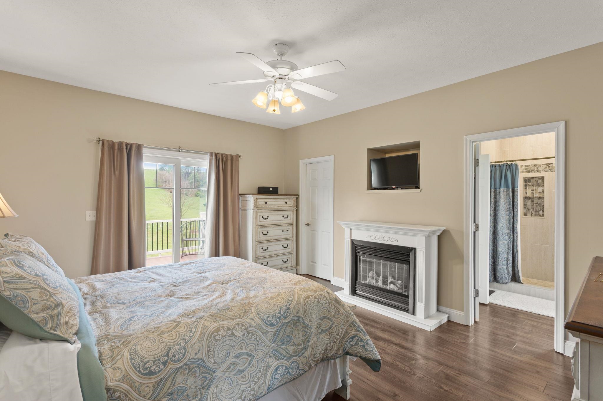 10005 BONNY BRAE LN, BROADWAY, Virginia 22815, 4 Bedrooms Bedrooms, ,3 BathroomsBathrooms,Residential,10005 BONNY BRAE LN,676638 MLS # 676638